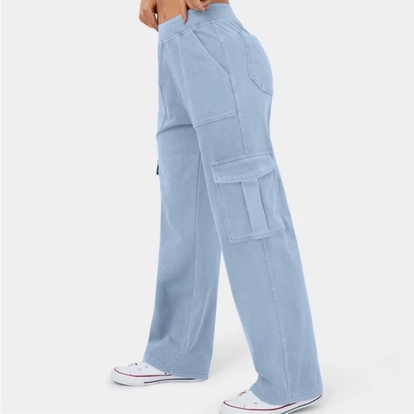Halara Magic Mid Rise Straight Leg Stretchy Knit Cargo Jeans Light Blue L - Picture 3 of 11